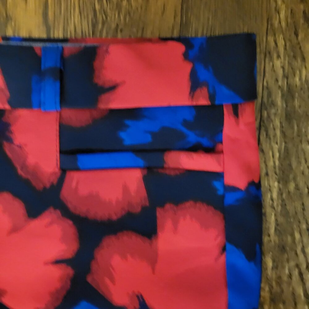 Blue Red Roses Floral Pants - Picture 2 of 7